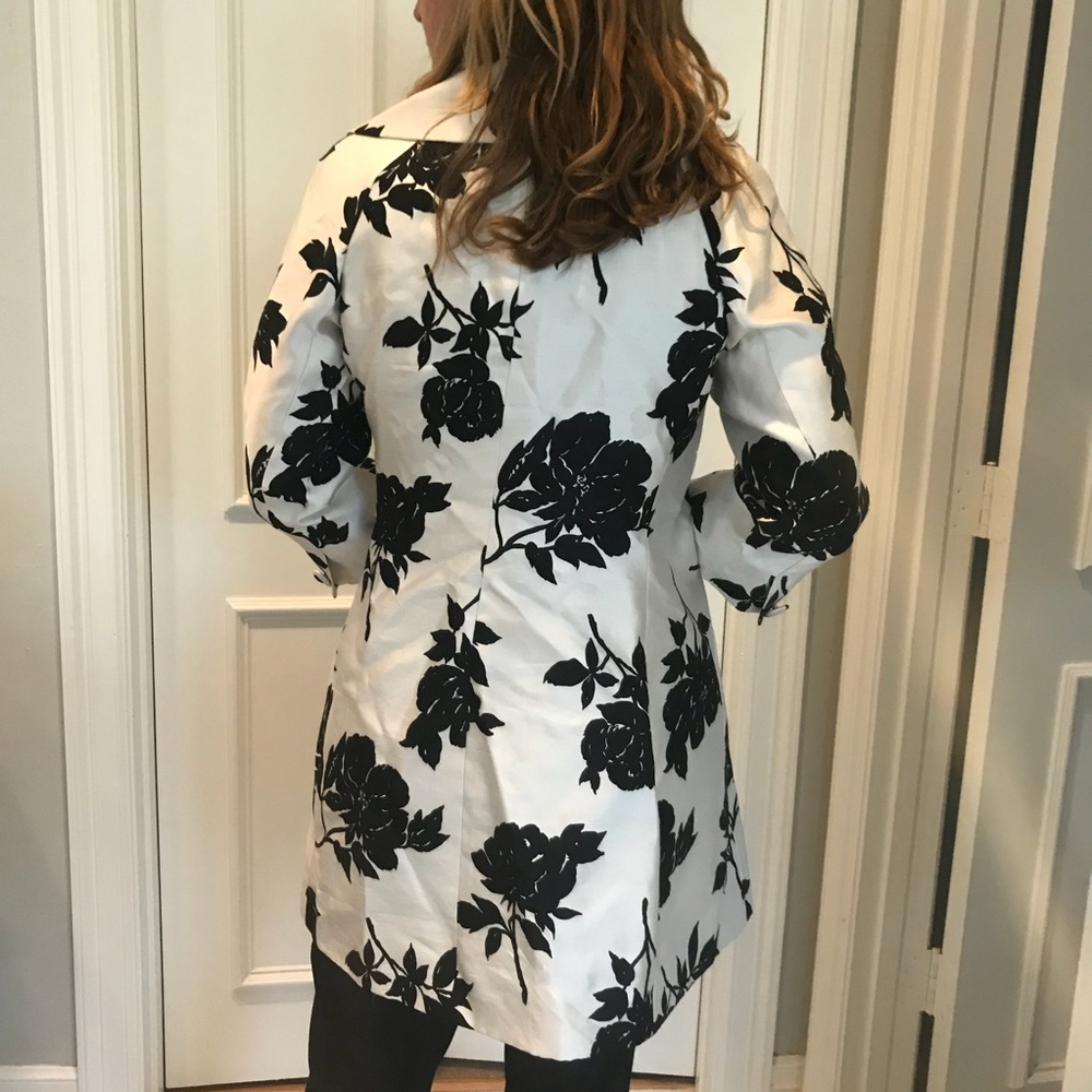 Spring Coat - image 4